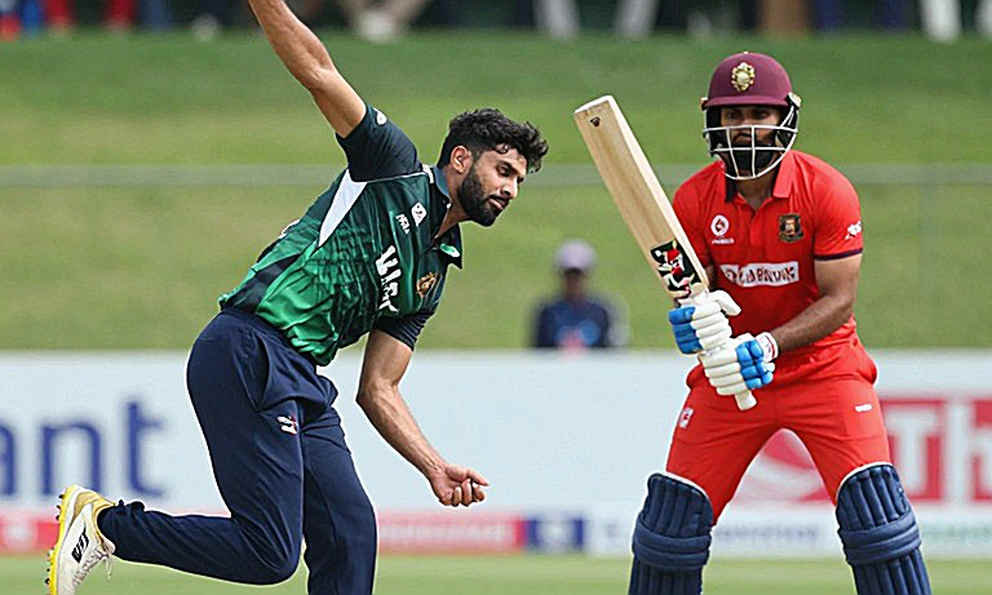 দলবদলের আসল হিসাব কাগজে নয়, টেপিং টেবিলে