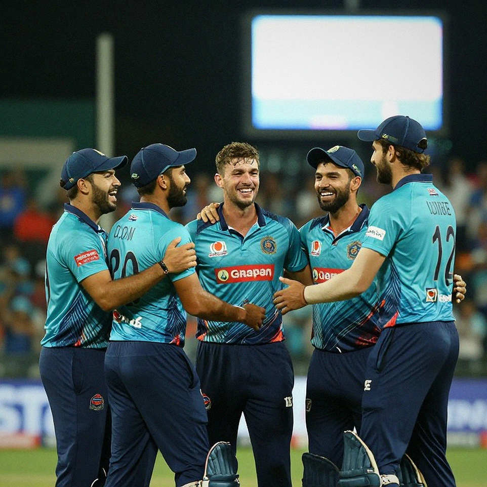 এক ওভারের দাম পাঁচ শতাংশ: জিম্বাবুয়ে হার নয়, বাংলাদেশের আসল সংকট নেতৃত্বের শূন্যতা
