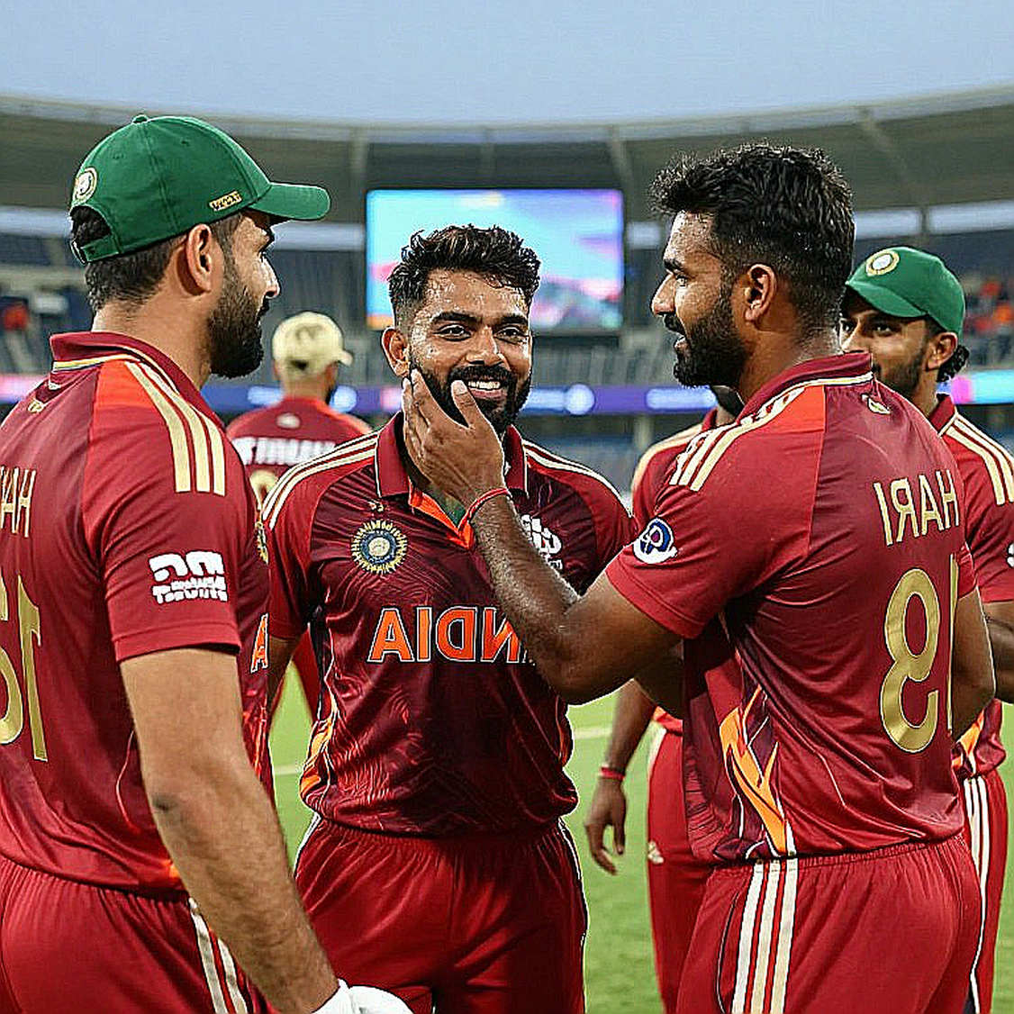 কনস্টাসের ১৫১* আর ঘোষণার সেই এক ঘণ্টা: উইকায় পিচ যা বলেনি, বল বলে গেল